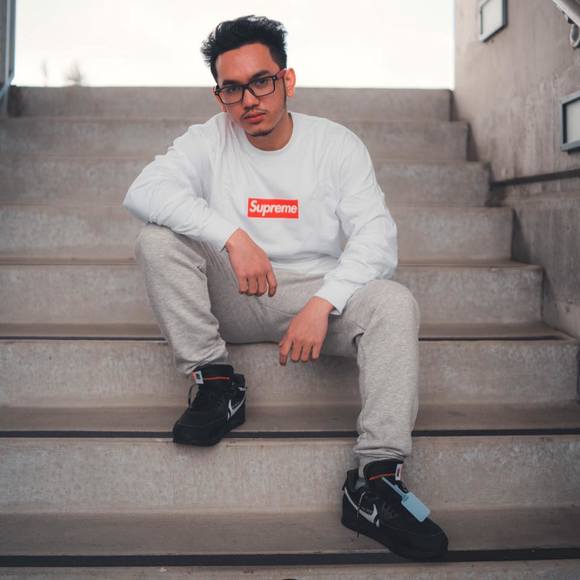Poshmark profile picture for @hidan